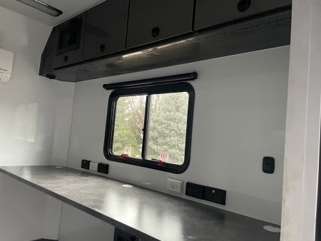 Consignment 2026 ATC Pro300 36' Command/Response Aluminum Office Trailer