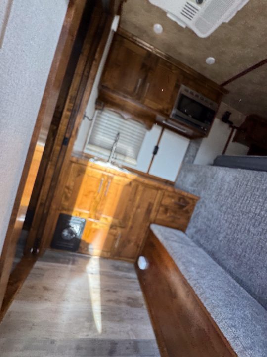 Used 2024 Trails West 3H GN CLASSIC WEEKENDER Horse Trailer