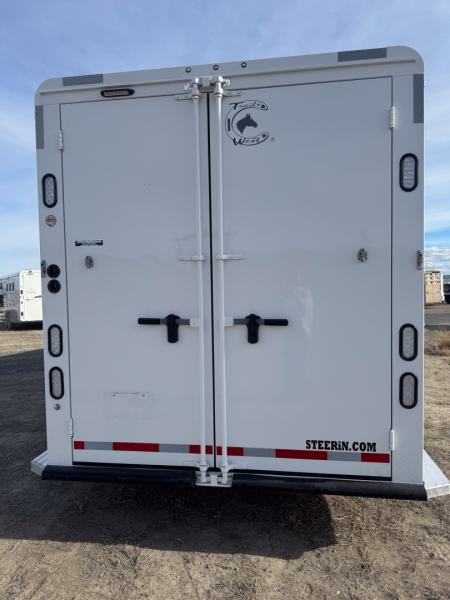 Used 2024 Trails West 3H GN CLASSIC WEEKENDER Horse Trailer