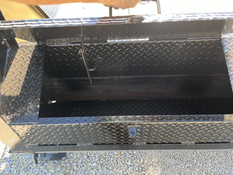 New 2026 Double A 102"x24' Gooseneck 14K