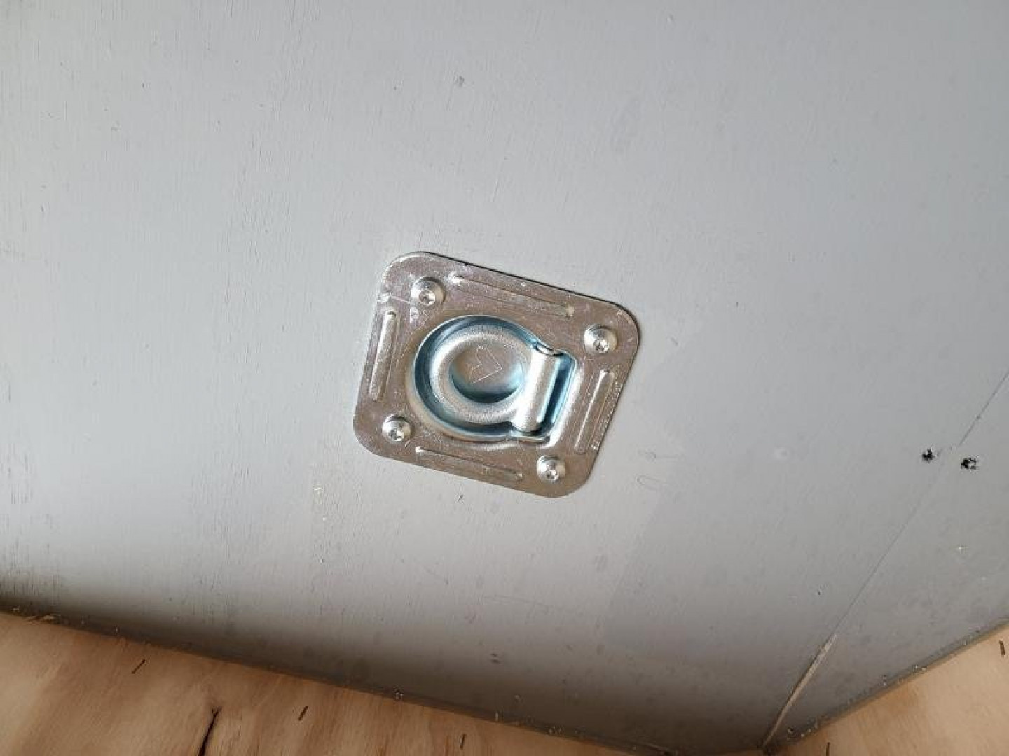 New 7 x 16 Car Mate AVALANCHE V-Nose Cargo Trailer, 7k GVWR ***White w/18" Extra Height, Ramp Door, Alum Wheels