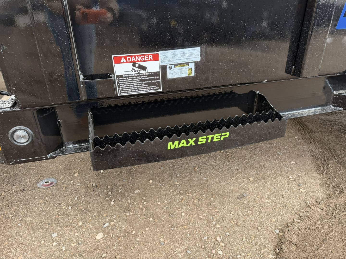 New 2026 Load Trail 7-14 Dump 7K Axles