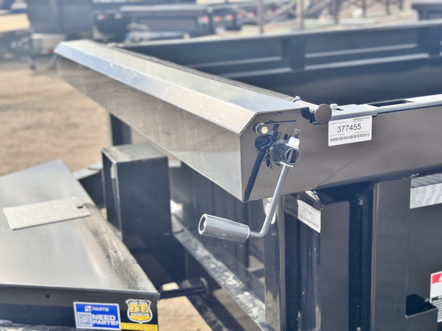 New 2026 Load Trail 7-14 Dump W/ Hydraulic Jack 7K Axles