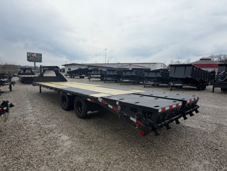 New HillCrest Gooseneck 25+5 25.9 W/ Max Ramps & 14 Ply Dual Wheel and Tire Upgrade