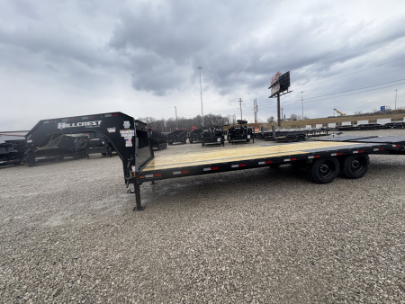 New HillCrest Gooseneck 20+5 17.6 W/ Max Ramps