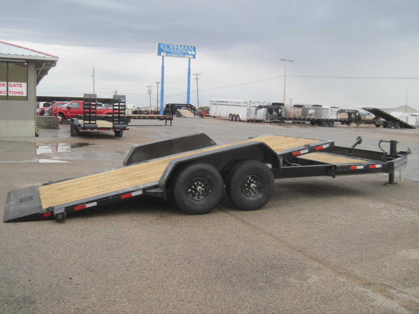 New 2026 Load Trail 83x20 Split Tilt 14k