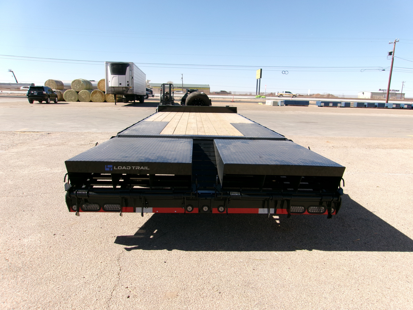 New 2026 Load Trail 102x24 Flatbed w/ Max Ramps 14k