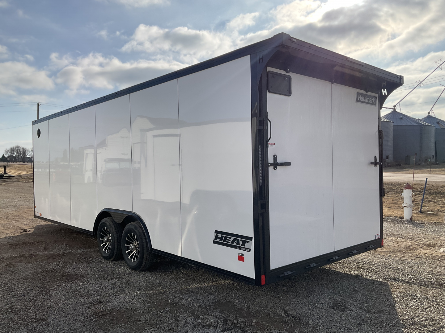 New 2026 Haulmark HEAT8524T3 Car / Racing Trailer