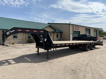 Used 2005 PJ Flatbed Trailer 28'