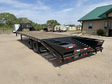 Used 2005 PJ Flatbed Trailer 28'