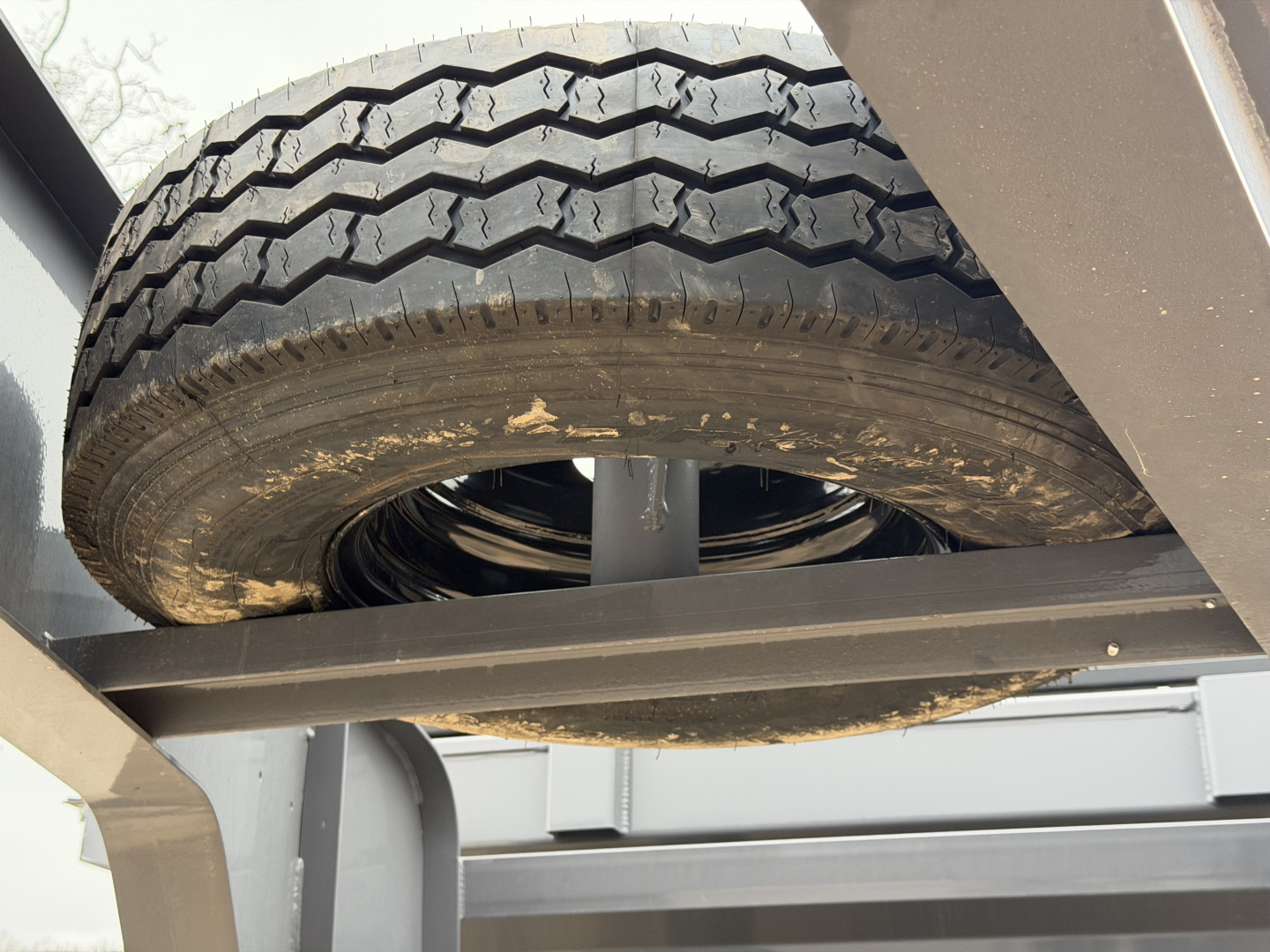 New 2026 RawMaxx HDX 102X20 Dump Trailer / 10" I-BEAM FRAME / 14 PLY TIRES / 12K HYD JACKS / 24K GVWR