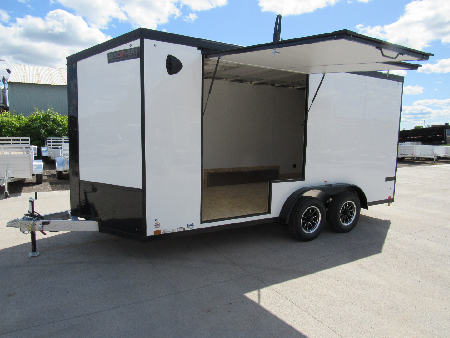New 2026 Discovery Trailers Endeavor 7.5x16ft Enclosed Trailer
