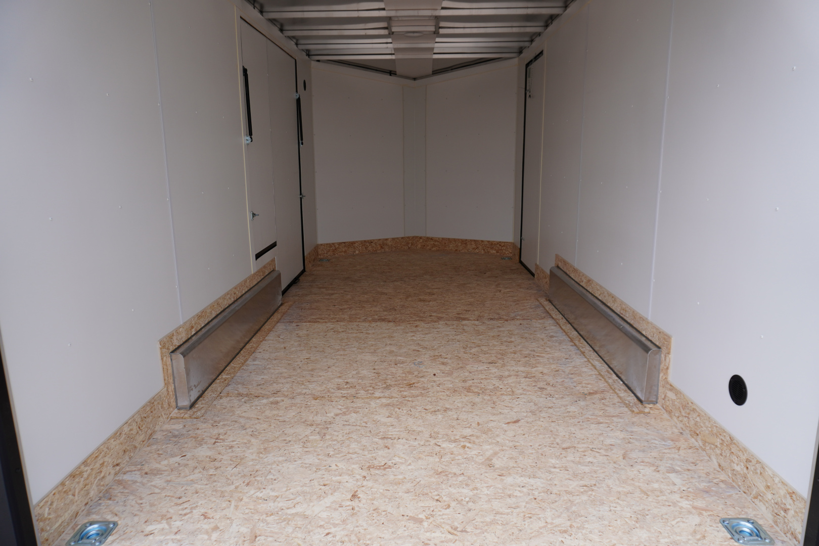 New 2026 Discovery Trailers Endeavor 7.5x16ft Enclosed Trailer