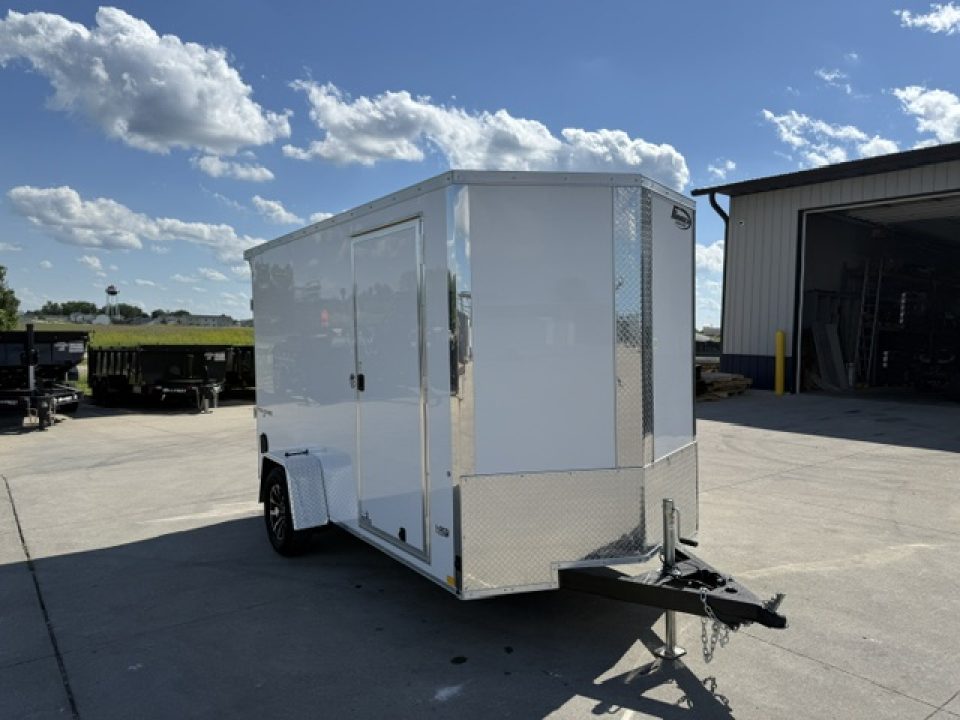 2026 Formula Traverse White