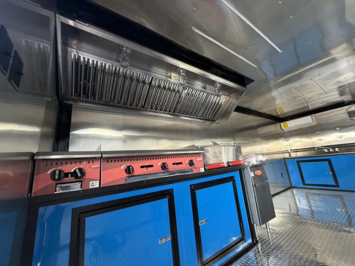 New 2026 Coast 2 Coast 8.5X20 TA CONCESSION TRAILER FULLY EQUIPPED BLACKOUT Concession