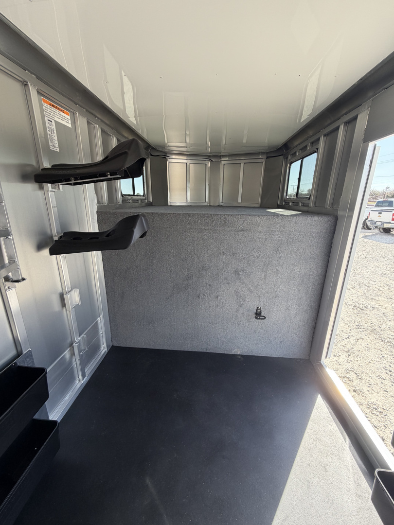 Used 2026 Shadow 2 Horse Gooseneck Straight Load Horse Trailer