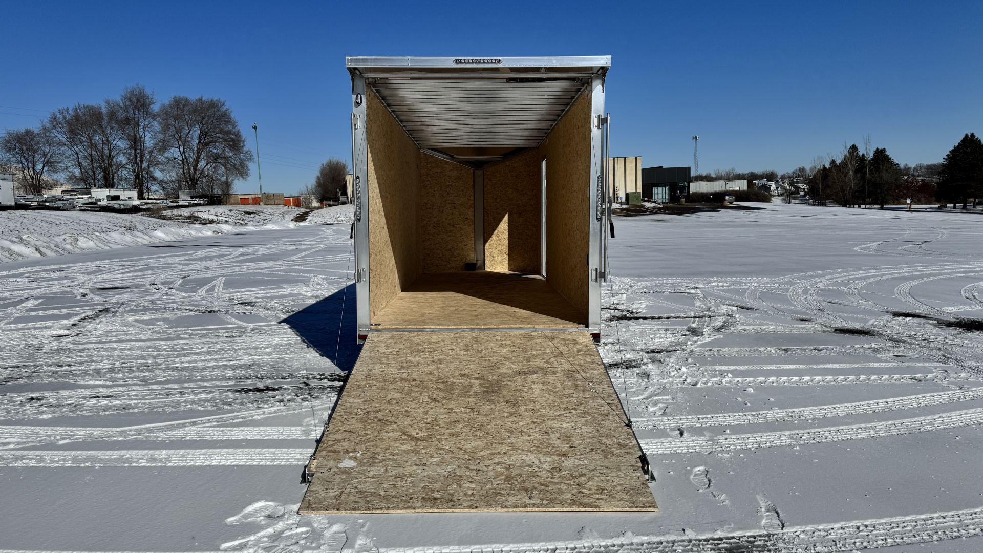 New Lightning 7x20 Aluminum Enclosed Cargo Trailer with Ramp Door!