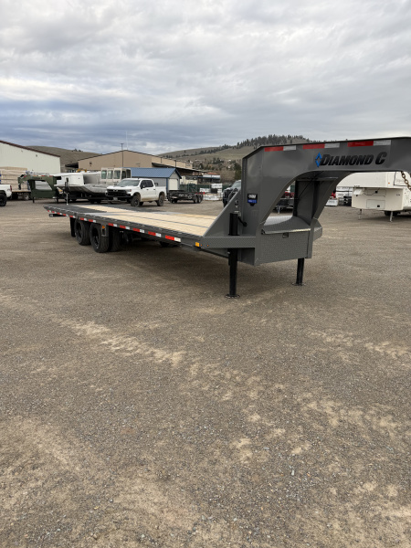 New 2026 Diamond C Trailers FMAX212 30X102HDT Equipment Trailer