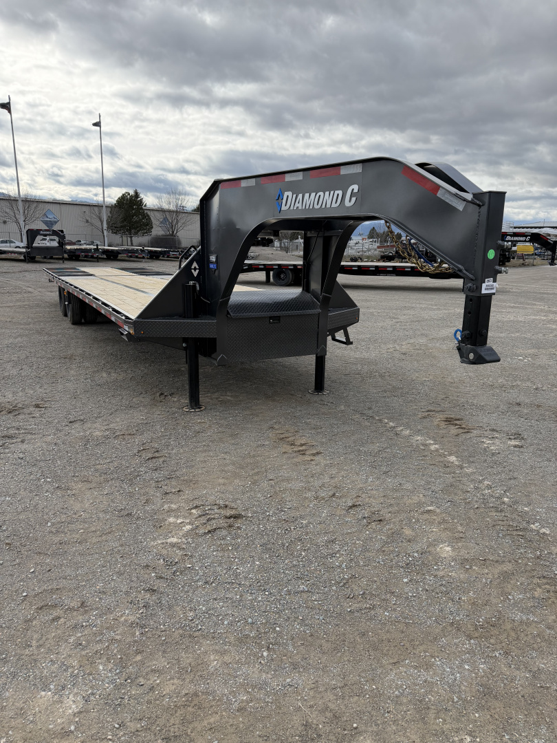 New 2026 Diamond C Trailers FMAX212 35X102HDT Equipment Trailer