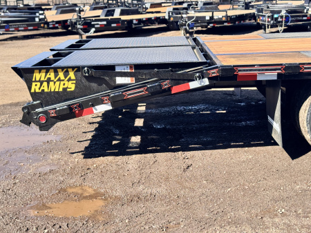 New 2026 Diamond T 8.5-28 Tandem Dual Deckover Pintle Equipment Hauler W/ MAXX Ramps 25.9K GVWR