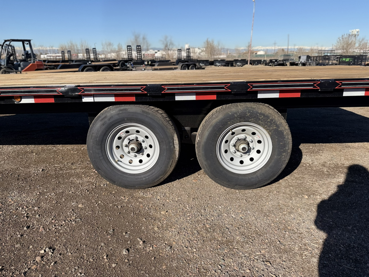 New 2026 Diamond T 8.5-22 Deckover Equipment Hauler 15K GVWR