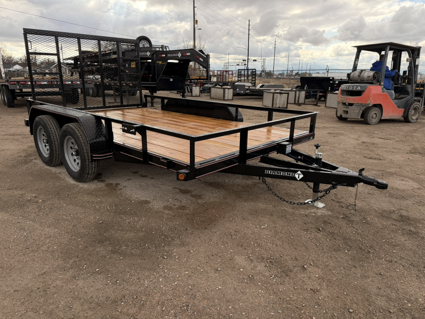 New 2026 Diamond T 7-12 Tandem Axle Ramp Gate Utility 7K GVWR