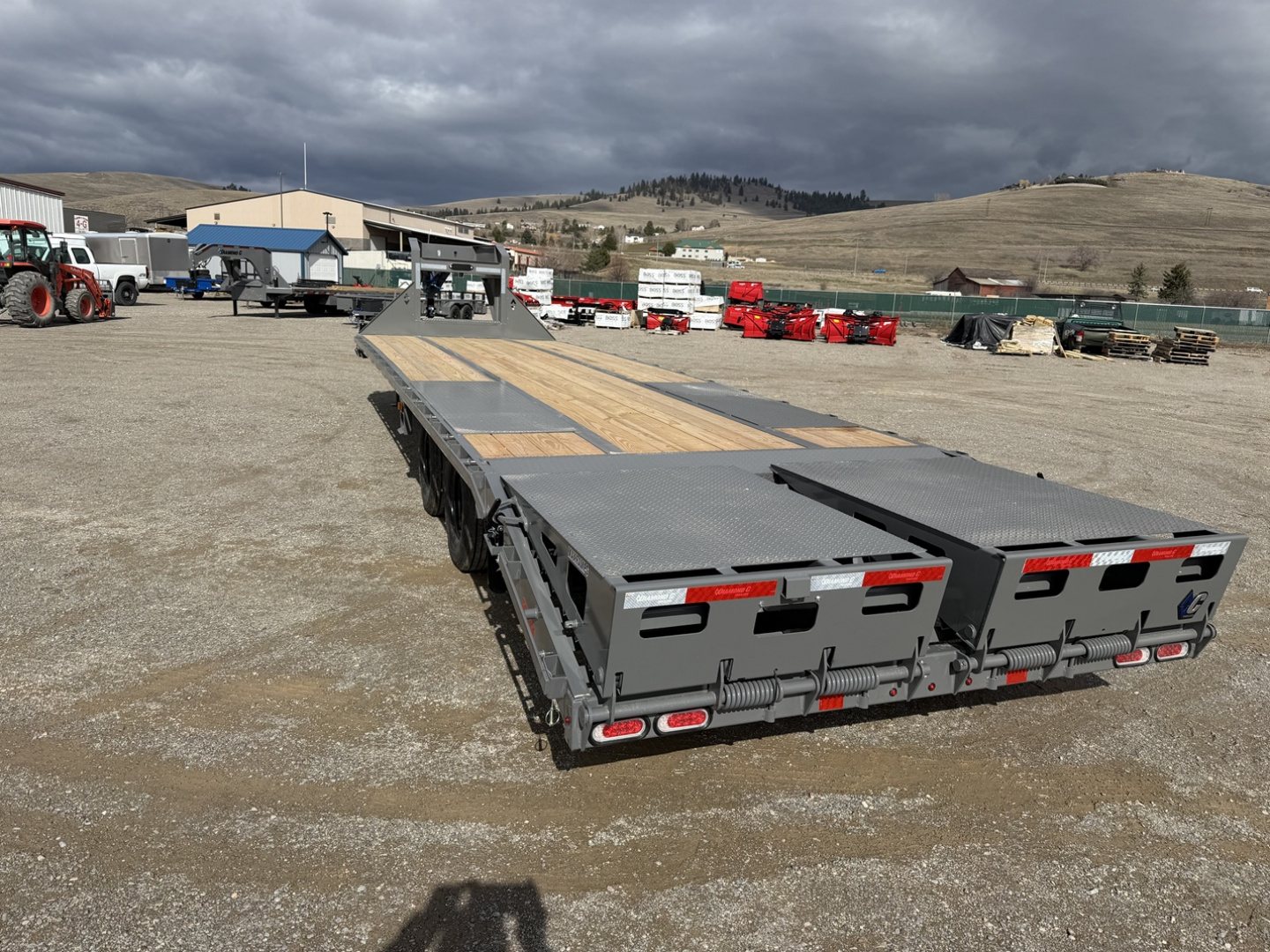 New 2026 Diamond C Trailers FMAX210 30X102MR Equipment Trailer