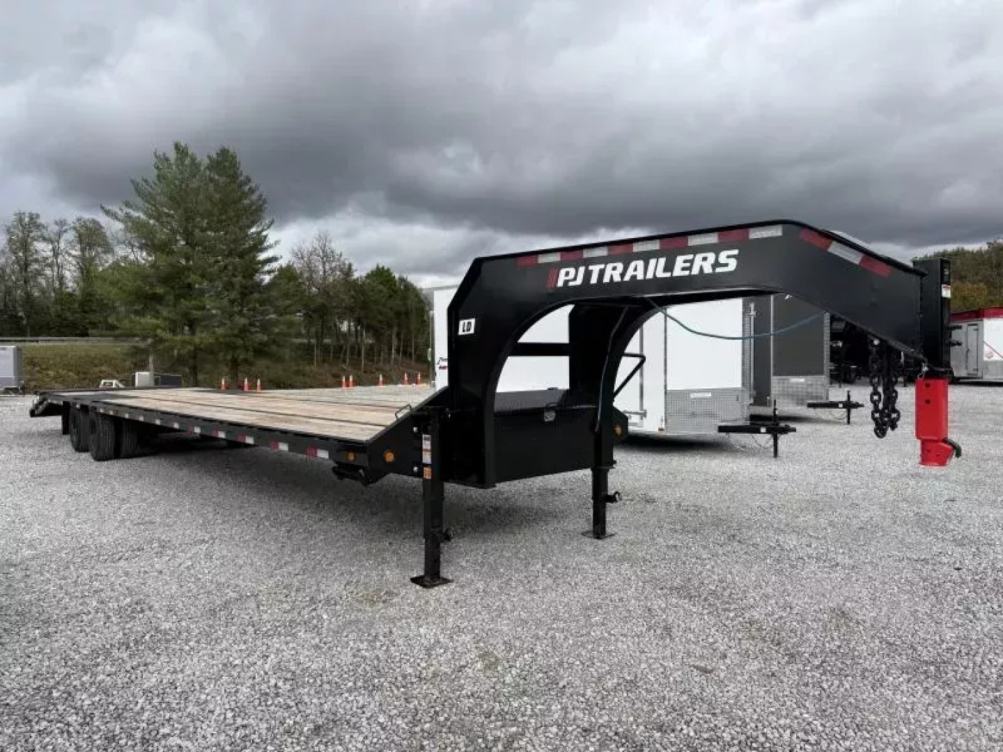 New 2026 PJ Trailers 102X40 GOOSENECK 25K GVWR (MEGA RAMPS) Flatbed Trailer