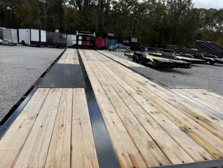 New 2026 PJ Trailers 102X40 GOOSENECK 25K GVWR (MEGA RAMPS) Flatbed Trailer