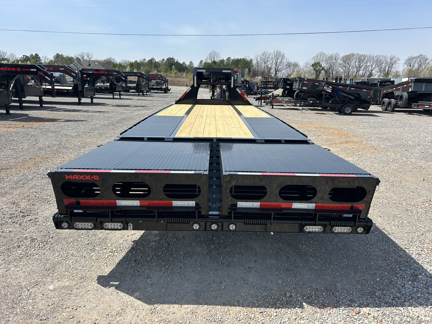 New 2026 MAXXD Gooseneck Flatbed Trailer | 102" x 25' 25K GVWR
