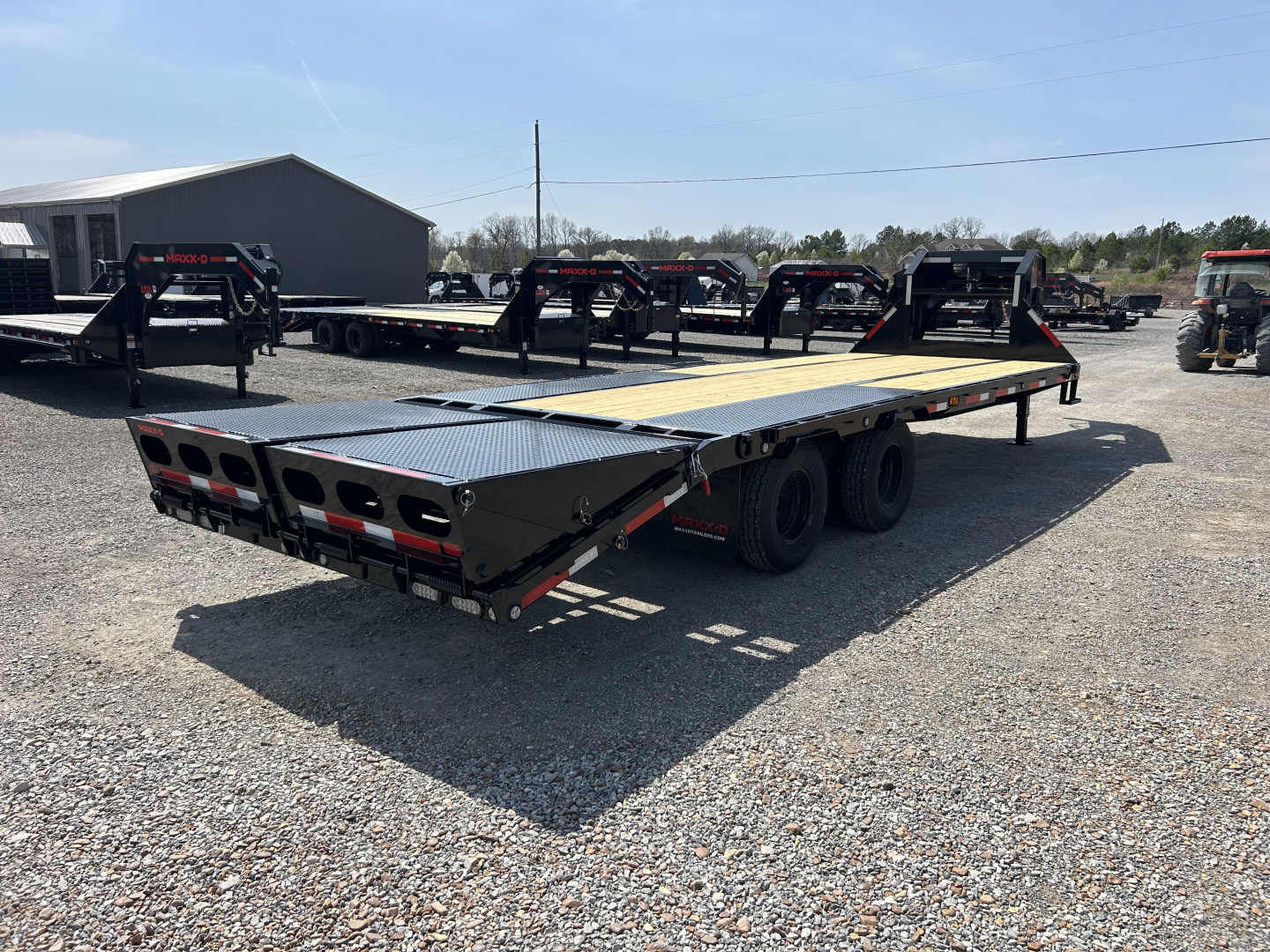 New 2026 MAXXD Gooseneck Flatbed Trailer | 102" x 25' 25K GVWR