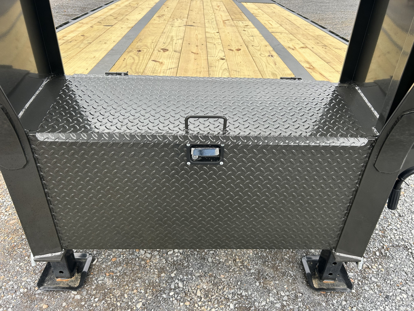 New 2026 MAXXD Gooseneck Flatbed Trailer | 102" x 28' 25K GVWR