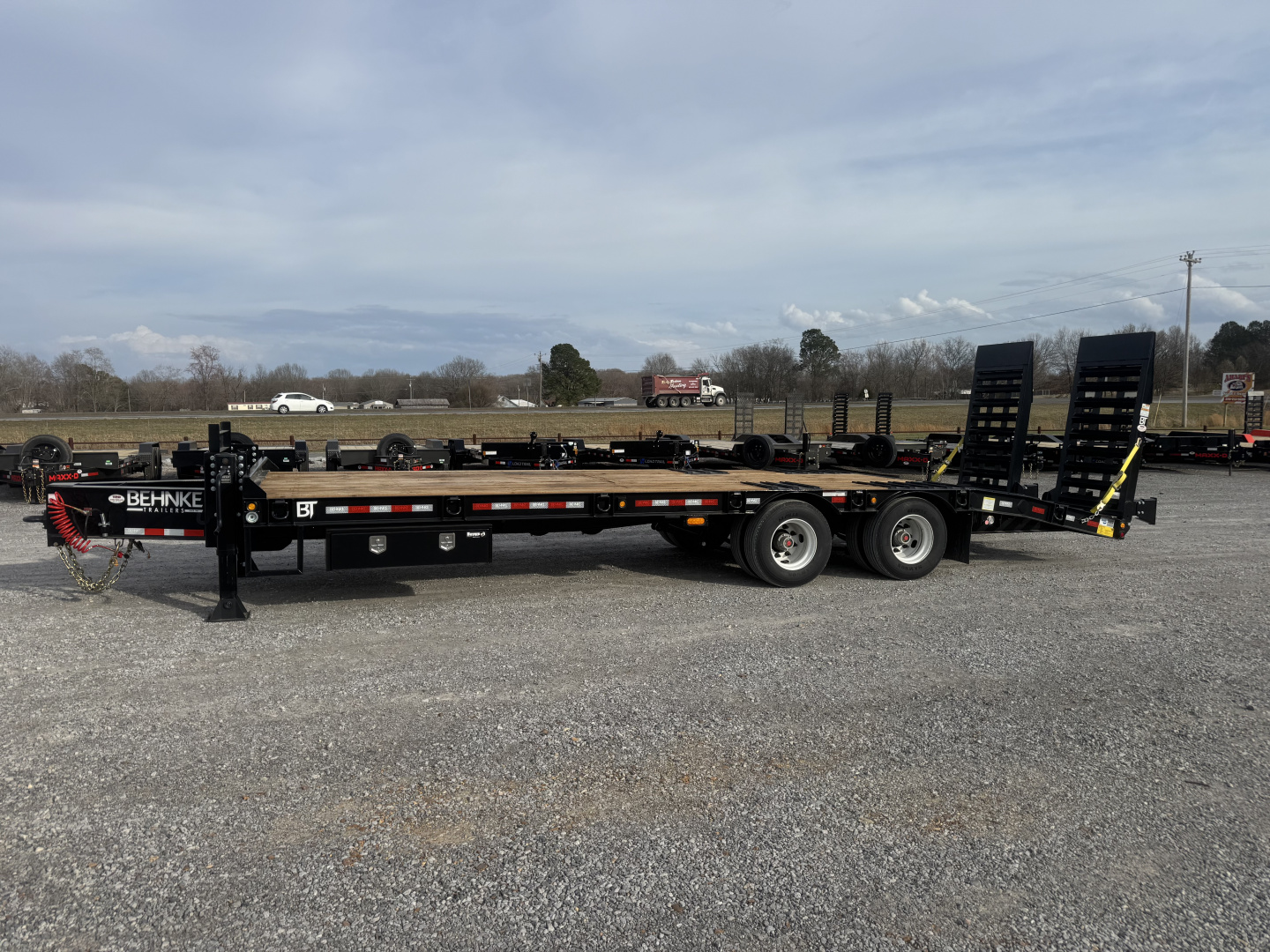 New 2026 Behnke 102"x27' 20 TON Pintle Hitch Tag Trailer *AIR RAMPS*