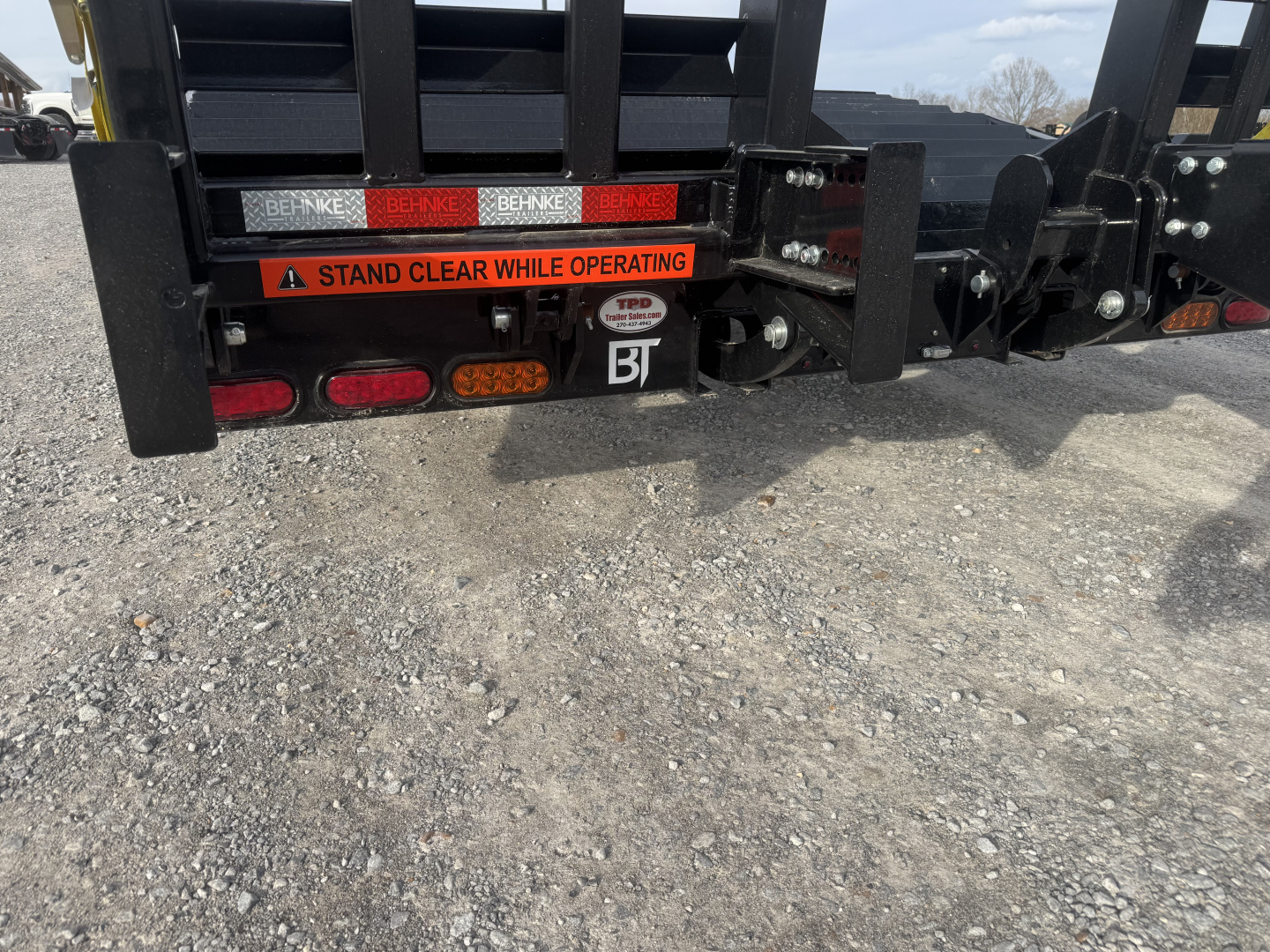 New 2026 Behnke 102"x27' 20 TON Pintle Hitch Tag Trailer *AIR RAMPS*