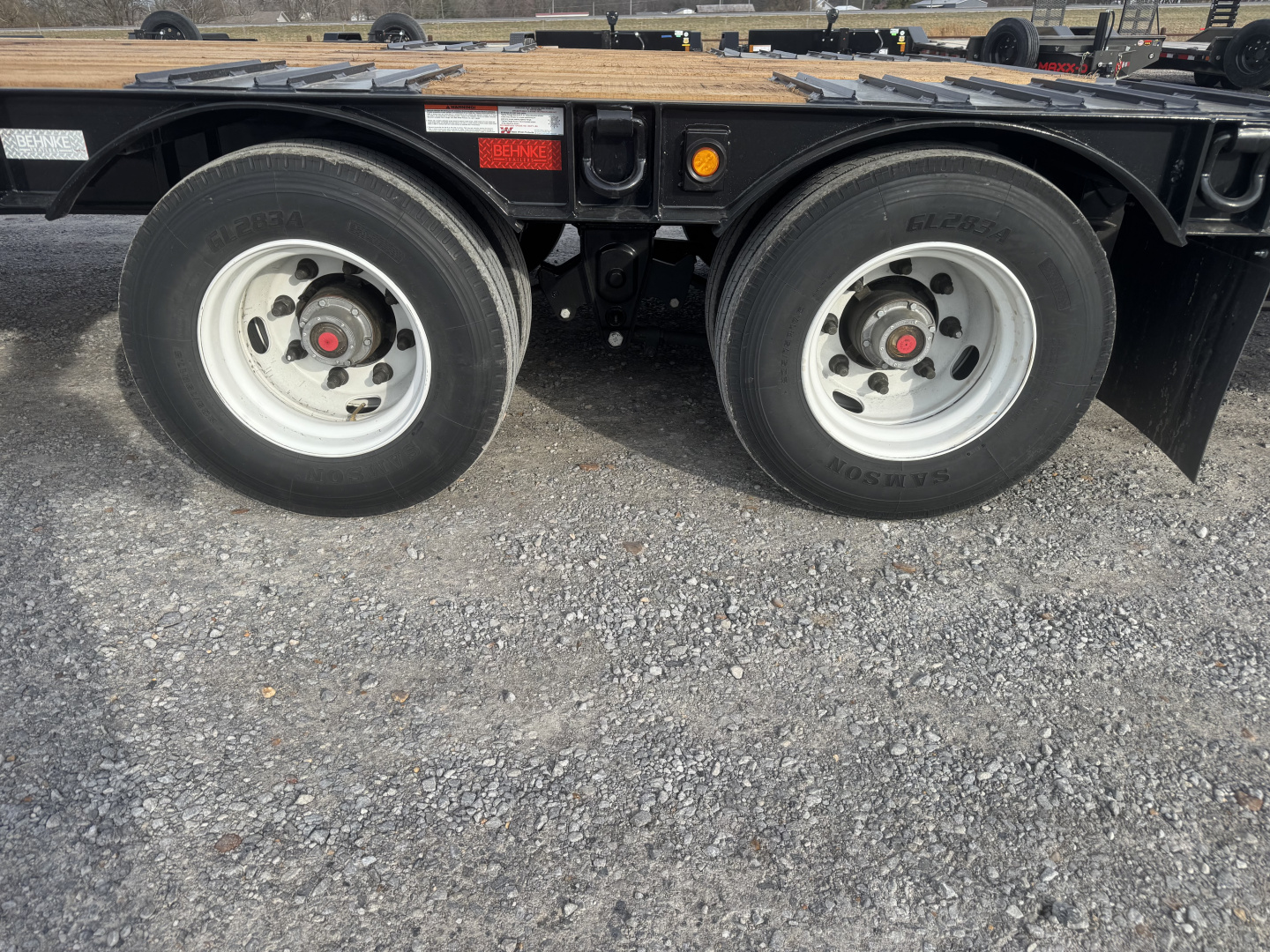 New 2026 Behnke 102"x27' 20 TON Pintle Hitch Tag Trailer *AIR RAMPS*