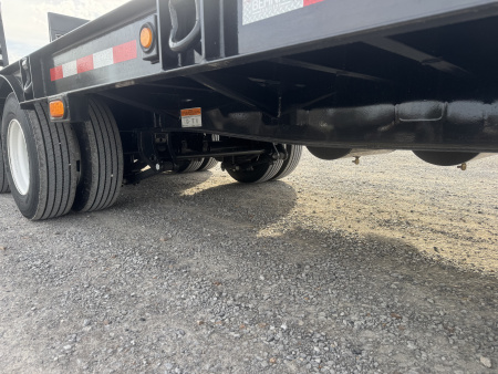 New 2026 Behnke 102"x27' 20 TON Pintle Hitch Tag Trailer *AIR RAMPS*