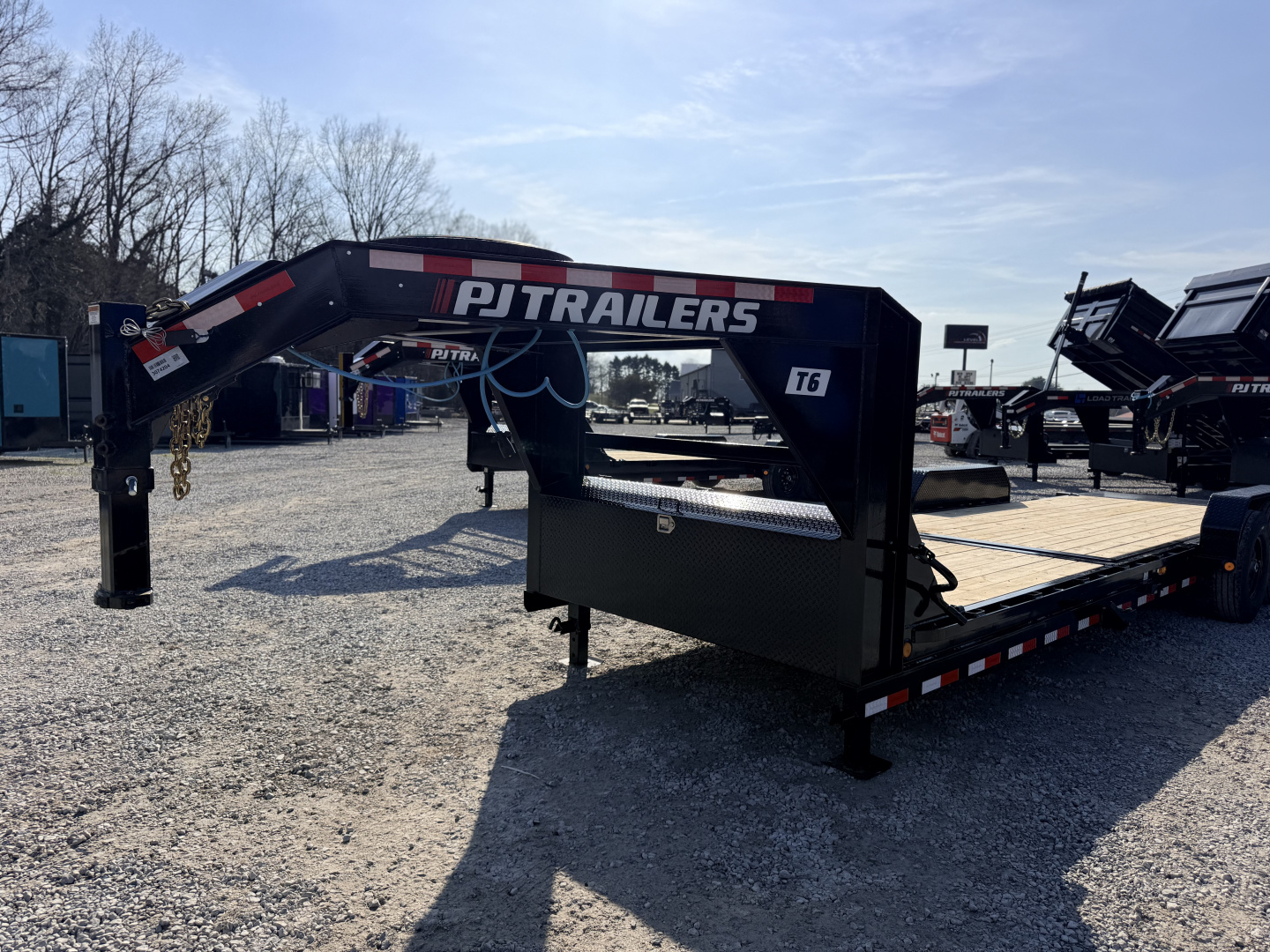 New 2026 PJ Trailers 7X24 GOOSENECK GRAVITY TILT 15680 GVWR Flatbed Trailer