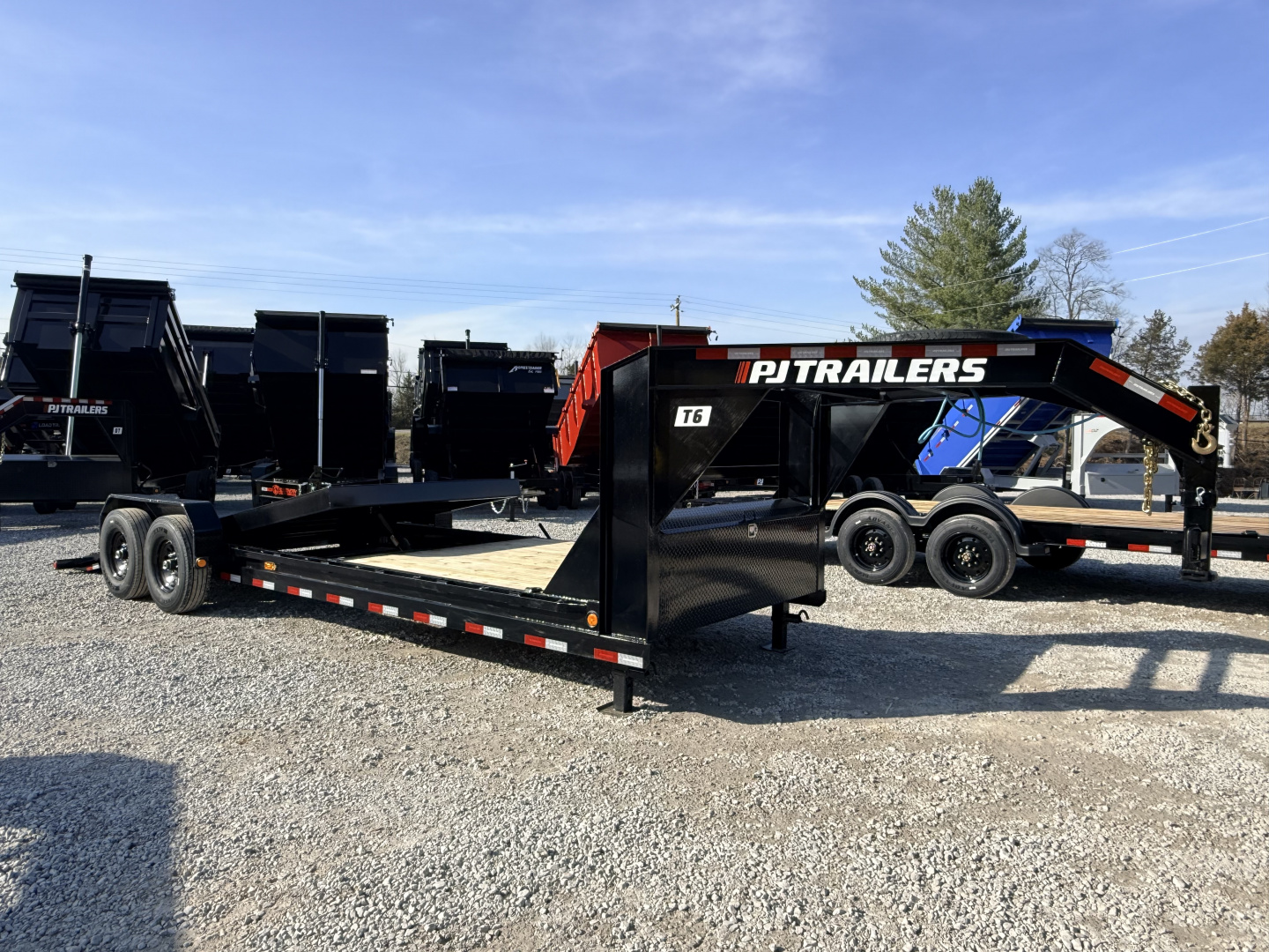 New 2026 PJ Trailers 7X24 GOOSENECK GRAVITY TILT 15680 GVWR Flatbed Trailer