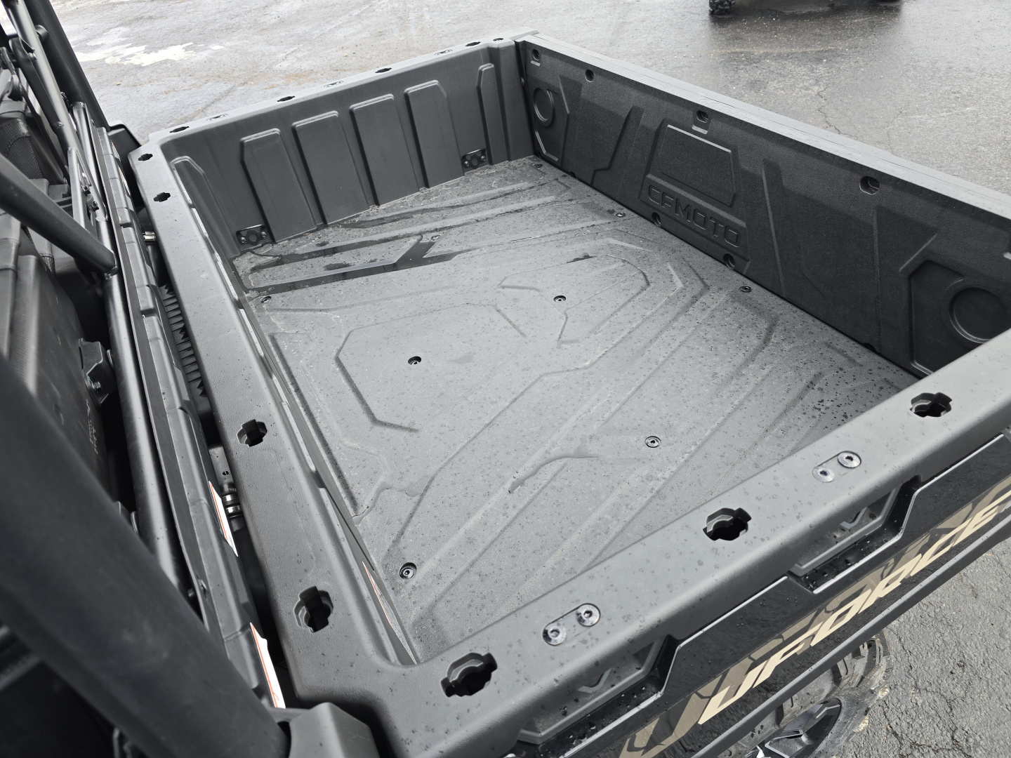 New 2026 CFMOTO UFORCE 1000XL - CREW BENCH SEAT Utility Side-by-Side (UTV)