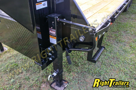 New 2026 8.5X25 MAXX-D GOOSENECK EQUIPMENT TRAILER