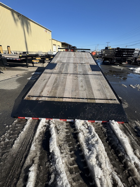 New 2026 Econoline 102"X21' Deckover Tilt Trailer