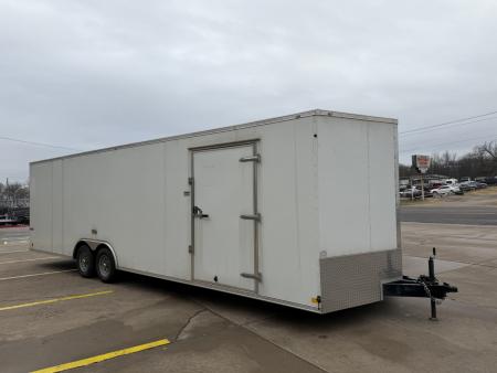 Used #084115 USED 2022 FOREST RIVER TA3 8.5 X 28 TANDEM AXLE 10K ENCLOSED W/ REAR RAMP DOOR