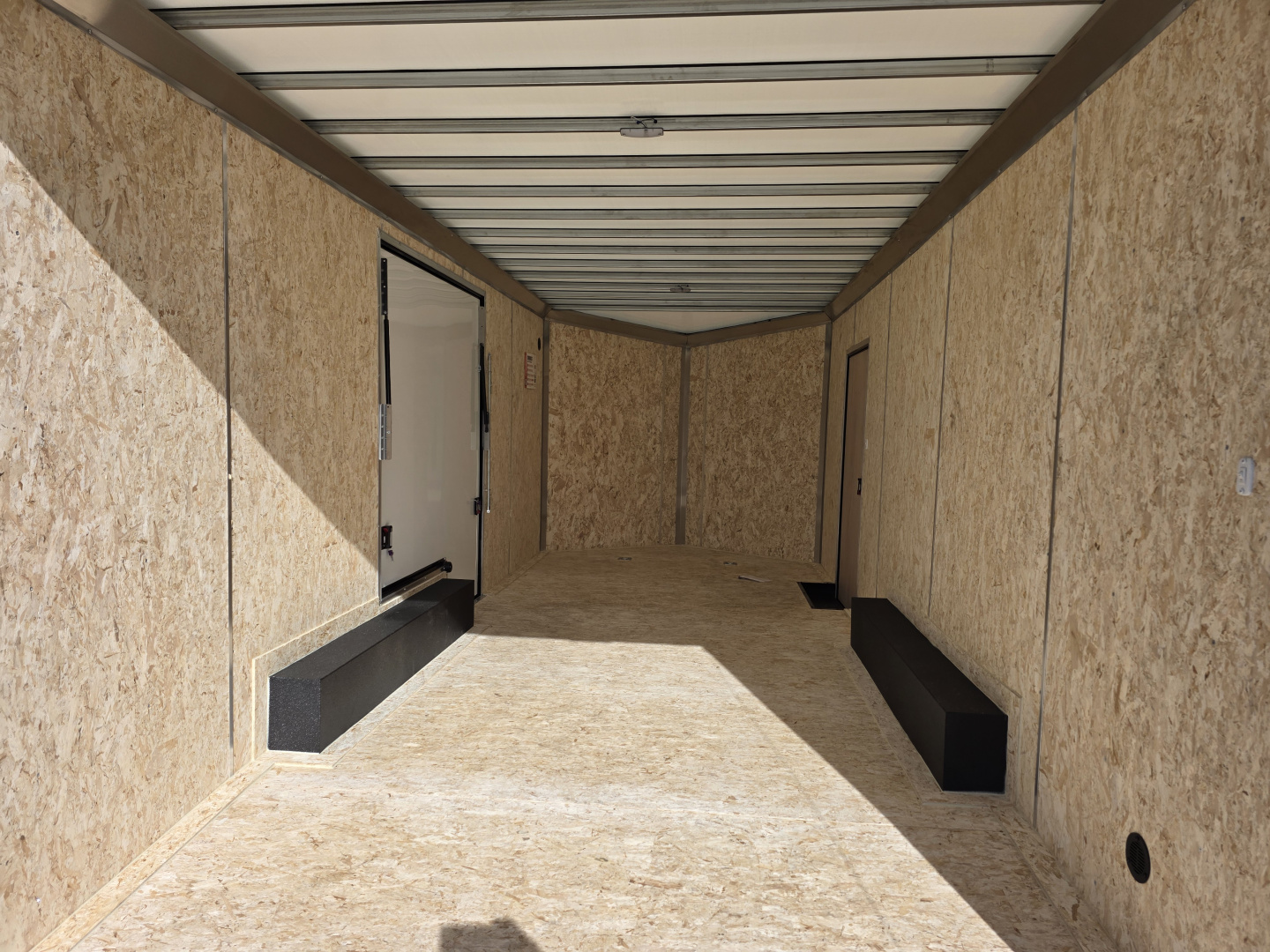 New 2026 Formula Trailers 8.5x20 CAR HAULER WITH ESCAPE DOOR BLACKOUT TRIM 10K GVWR 7' INSIDE SXS UTV GOLF CART Cargo / Enclosed Trailer