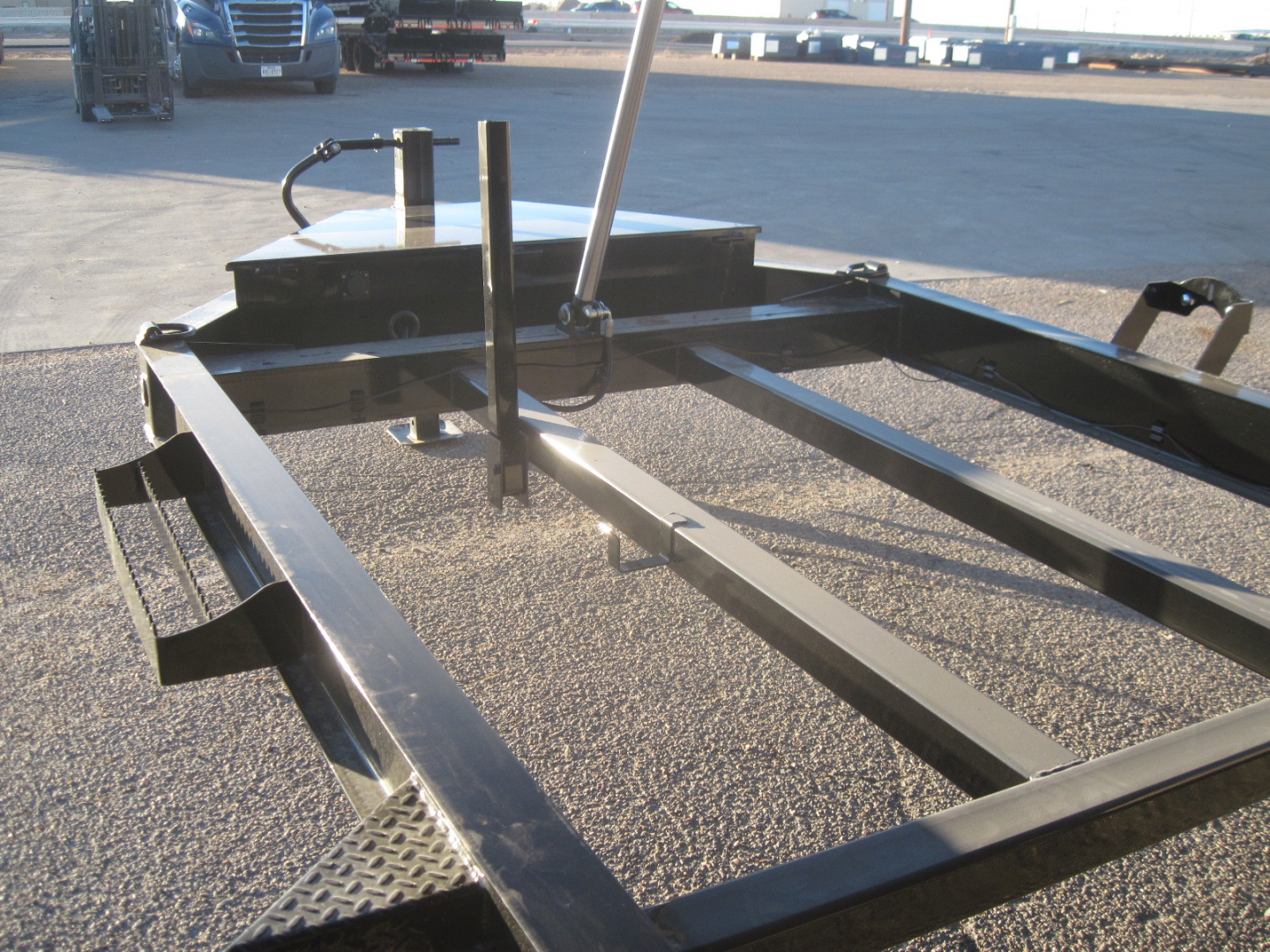 New 2026 Load Trail 83x14 Telescopic Dump w/ 24" sides & 7ga. floor 14k