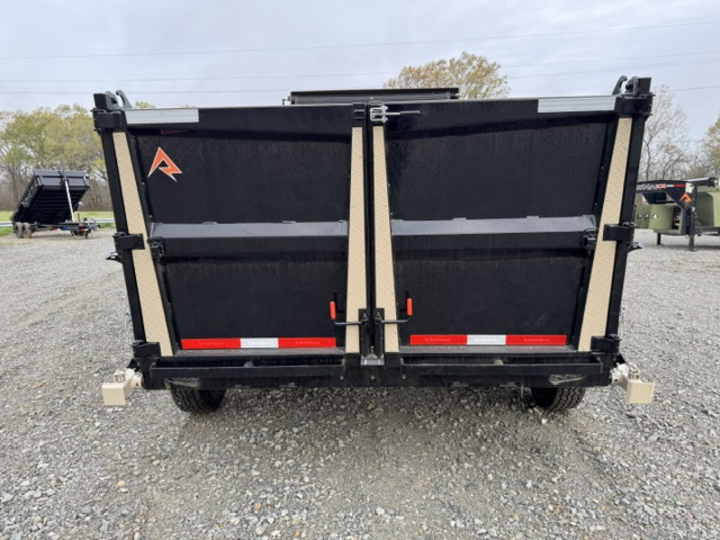 New 2026 RawMaxx 83X16 LPX TRIPLE AXLE Dump Trailer W/ 44'' SIDES,HYDRAILIC JACKS, 14 PLY TIRES, RAMPS, TARP, SPREAD GATE