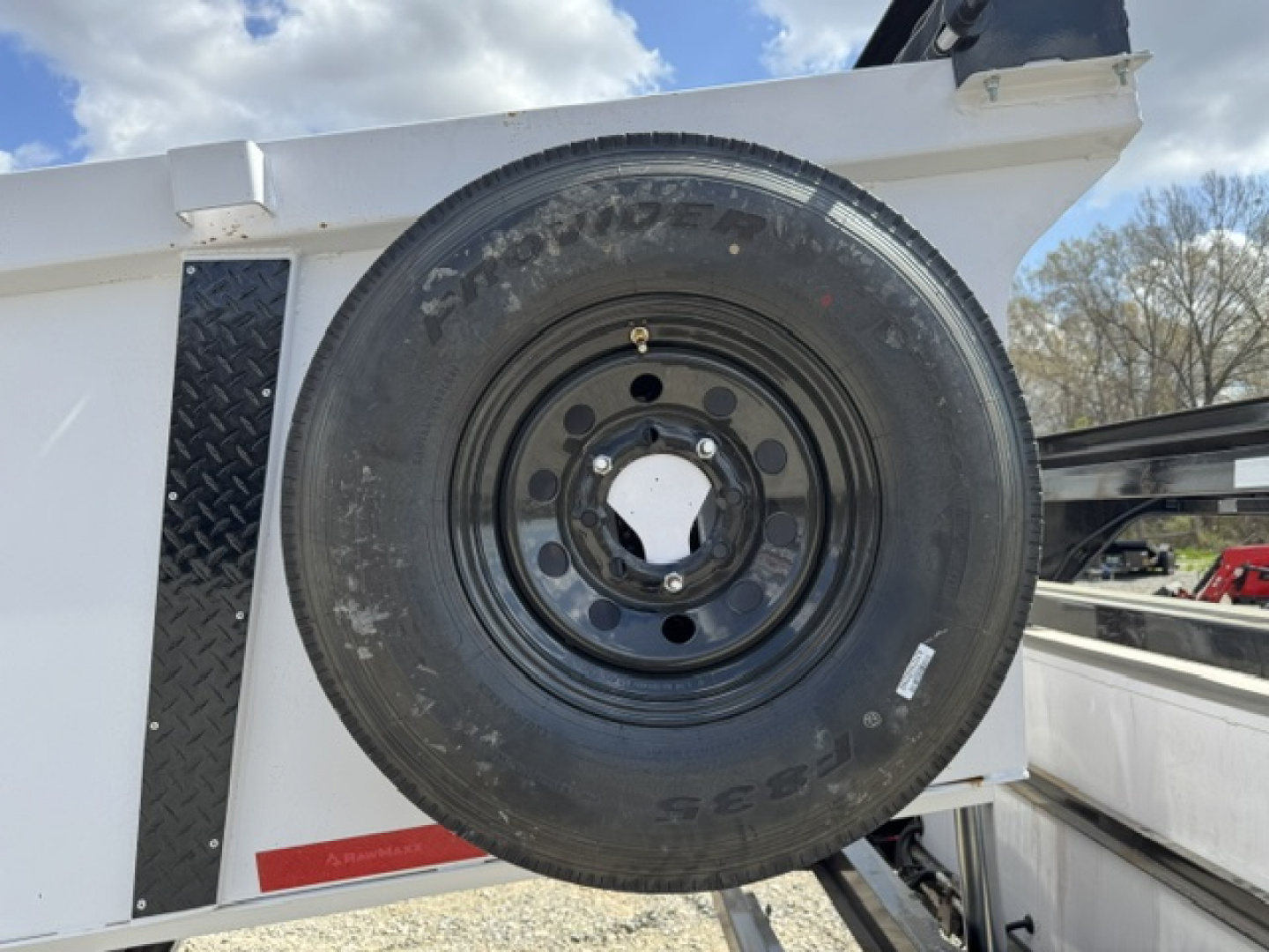 New 2026 RawMaxx 83X16 LPX 8K AXLES Dump Trailer W/ 36'' SIDES, HYDRAULIC JACKS, TARP, RAMPS, SPREAD GATE, 14PLY TIRES