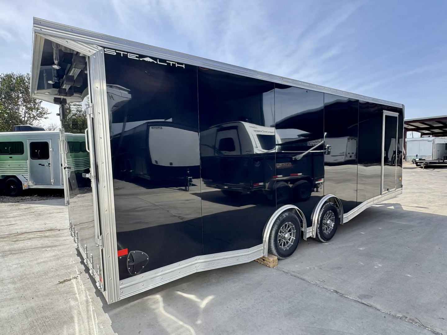 Used USED 2026 Stealth Trailers 8.5X24 ALL ALUMINUM ENCLOSED CAR HAULER Car / Racing Trailer