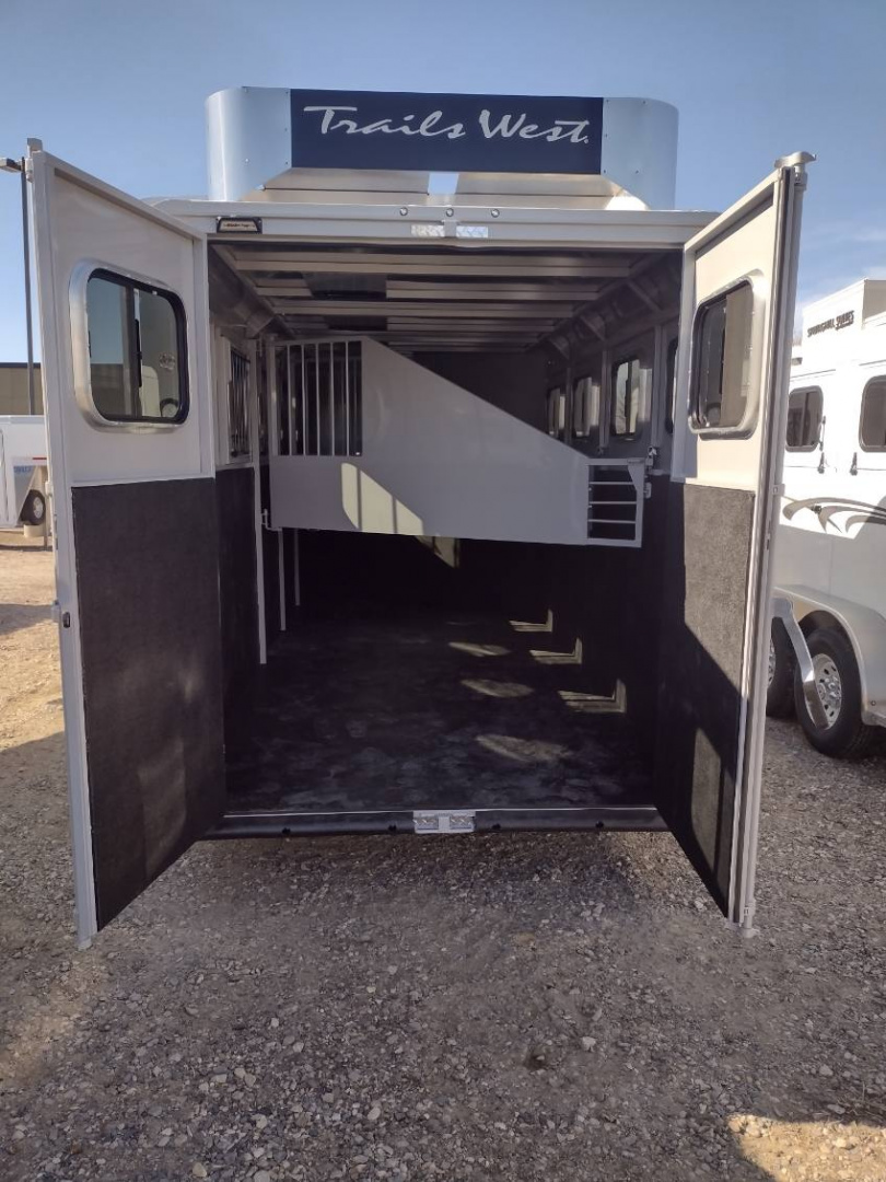 New 2026 Trails West Adventure 4 Horse Trailer
