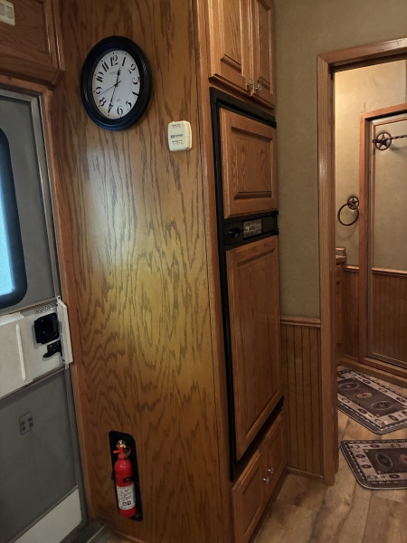 Used 2011 Cherokee 4H 12'LQ Horse Trailer