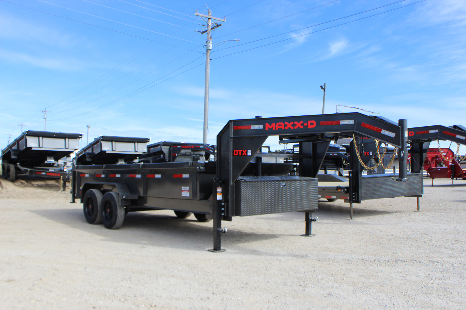 2026 MAXXD DTX photo 3